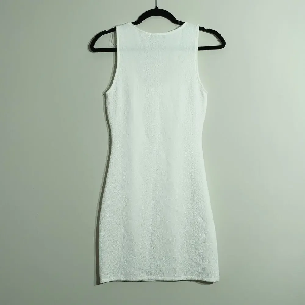 NWT AQUA Womens Sheath Dress Scoop Neck Snakeskin Textured White Size XS - Picture 9 of 9